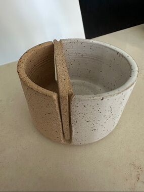 Speckled Two-Tone Ceramic Match Striker/Keeper - White & Natural